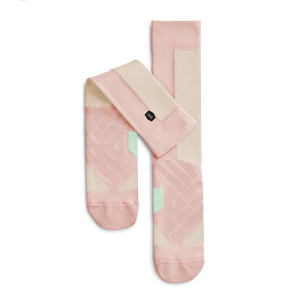 ON PERFORMANCE HIGH SOCK SOCKS PINK